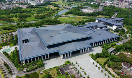 坪山五月好时光，燕子湖会展中心看展观赛吃住游一站式体验